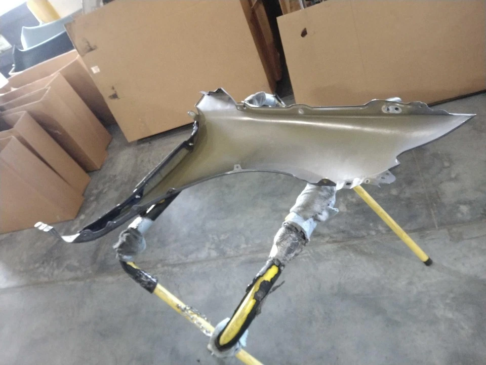 Guardabarros izquierdo del conductor con moldura basculante para 03-08 MAZDA 6 511182 Foto 2 de 4