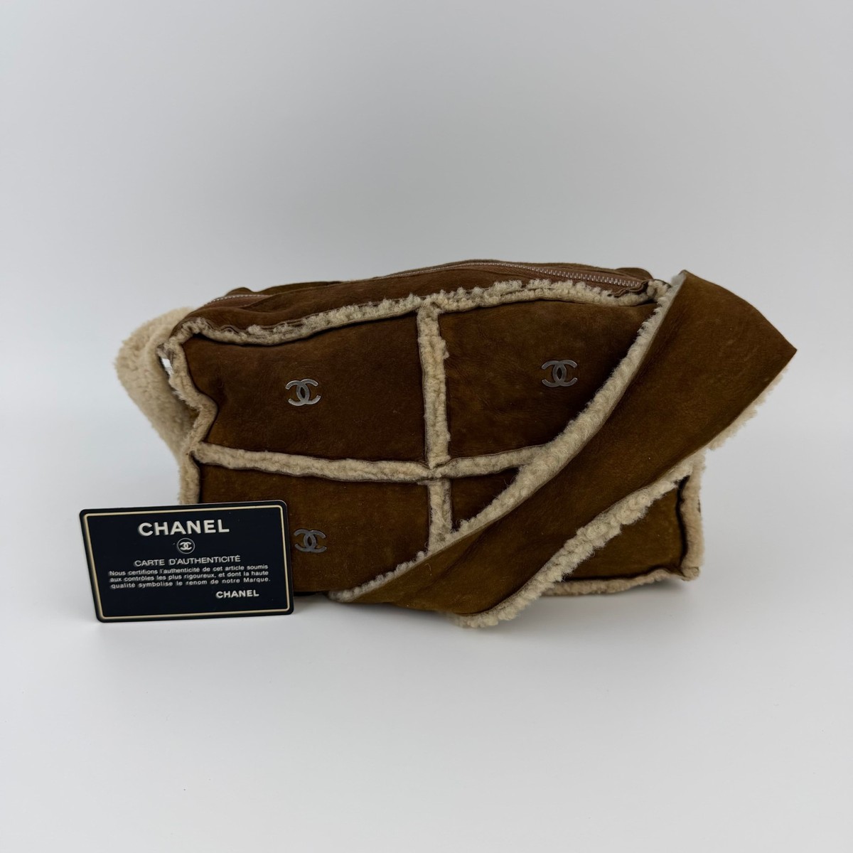 Auth CHANEL Vintage Brown Shearling Suede CC Logo Shoulder Bag