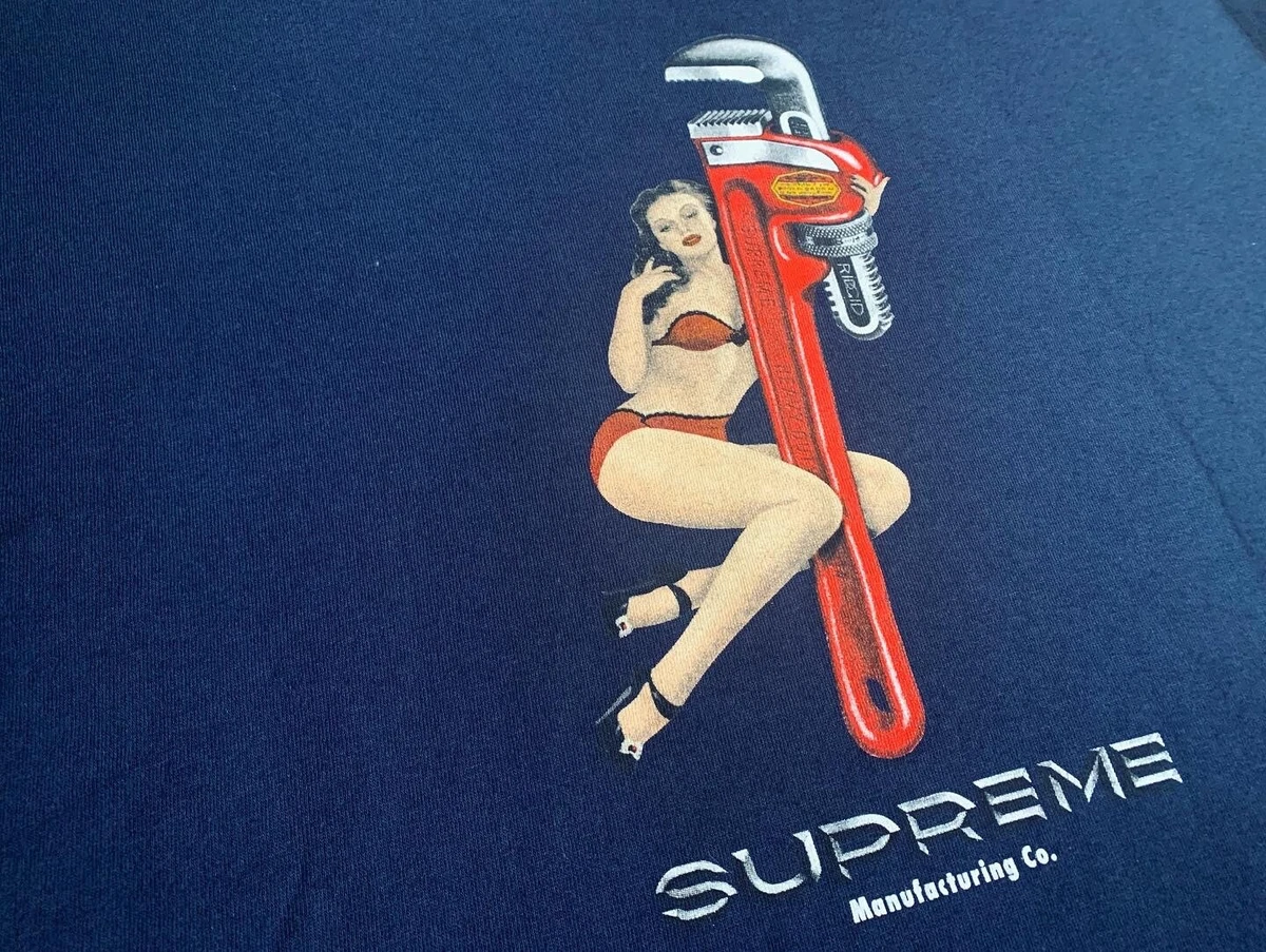 Supreme clearance wrench tee