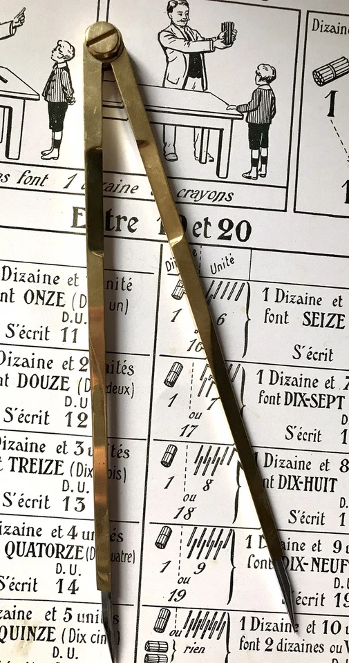 COMPAS À POINTE SÈCHE EN LAITON DORÉ ANCIEN GRAVÉ ‘ F T ‘ - Photo 3/4