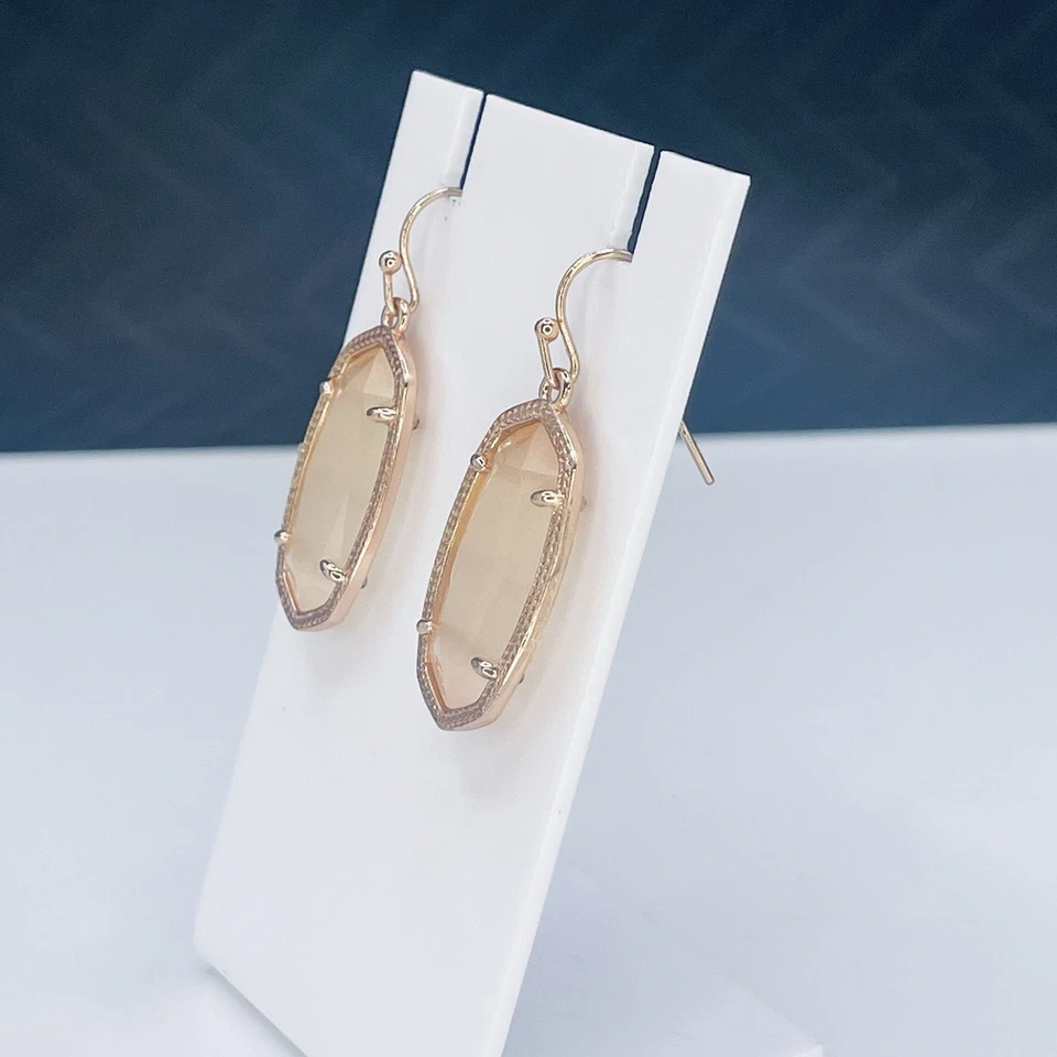 Pendientes Kendra Scott Dani Oro Rosa Piedra Melocotón Facetados Ovalados Colgantes Gota Foto 3 de 4