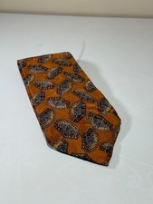 Burberrys Of London Yellow Patterned Mens Silk Hand Sewn Neck Tie USA