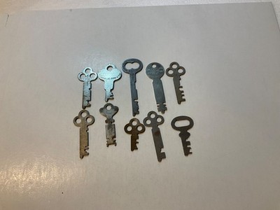 Lot of 10 Assorted Vintage Eagle Lock Flat Keys. Lot 12-A1