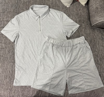 Short Sleeve Half Zip Up And Shorts Set Size Medium