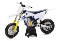 Neu Ray 58163 1/12 Husqvarna FS450 2019