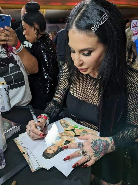 Joanna Angel signed model 8x10 Photo -PROOF- -CERTIFICATE- (A0024) | eBay