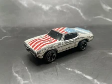 Summer Die Cast S8504 1969 Pontiac GTO 1:64 - American Flag