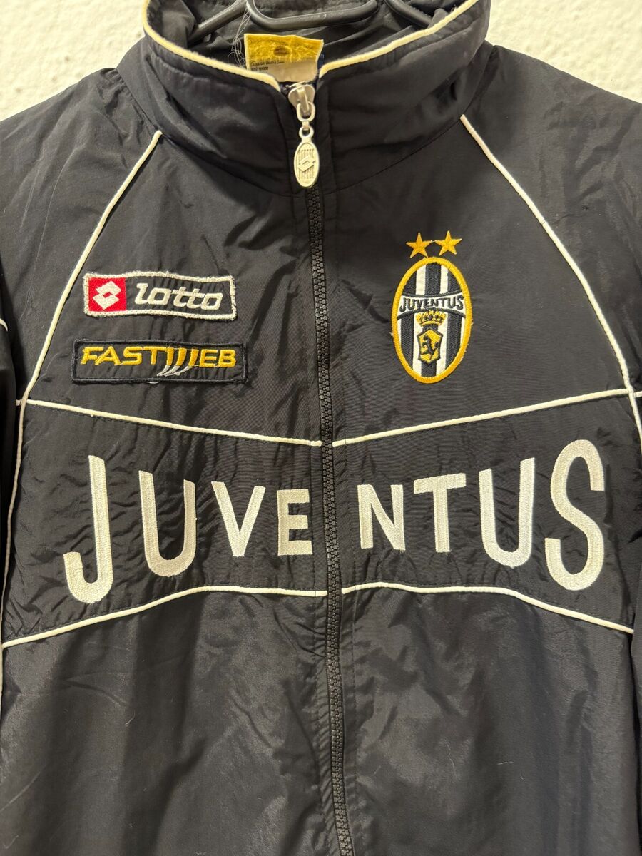Juventus FC 2002-03 Track Top Jacket Lotto L Vintage Juventus FC 2002-03 Track Top Jacket Lotto L Vintage