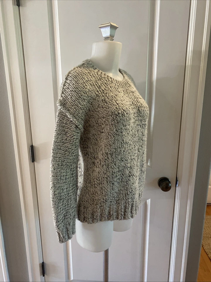 J. Suéter feminino Crew robusto malha marfim cinza gola redonda tamanho P algodão lã alpaca - Imagem 2 de 4
