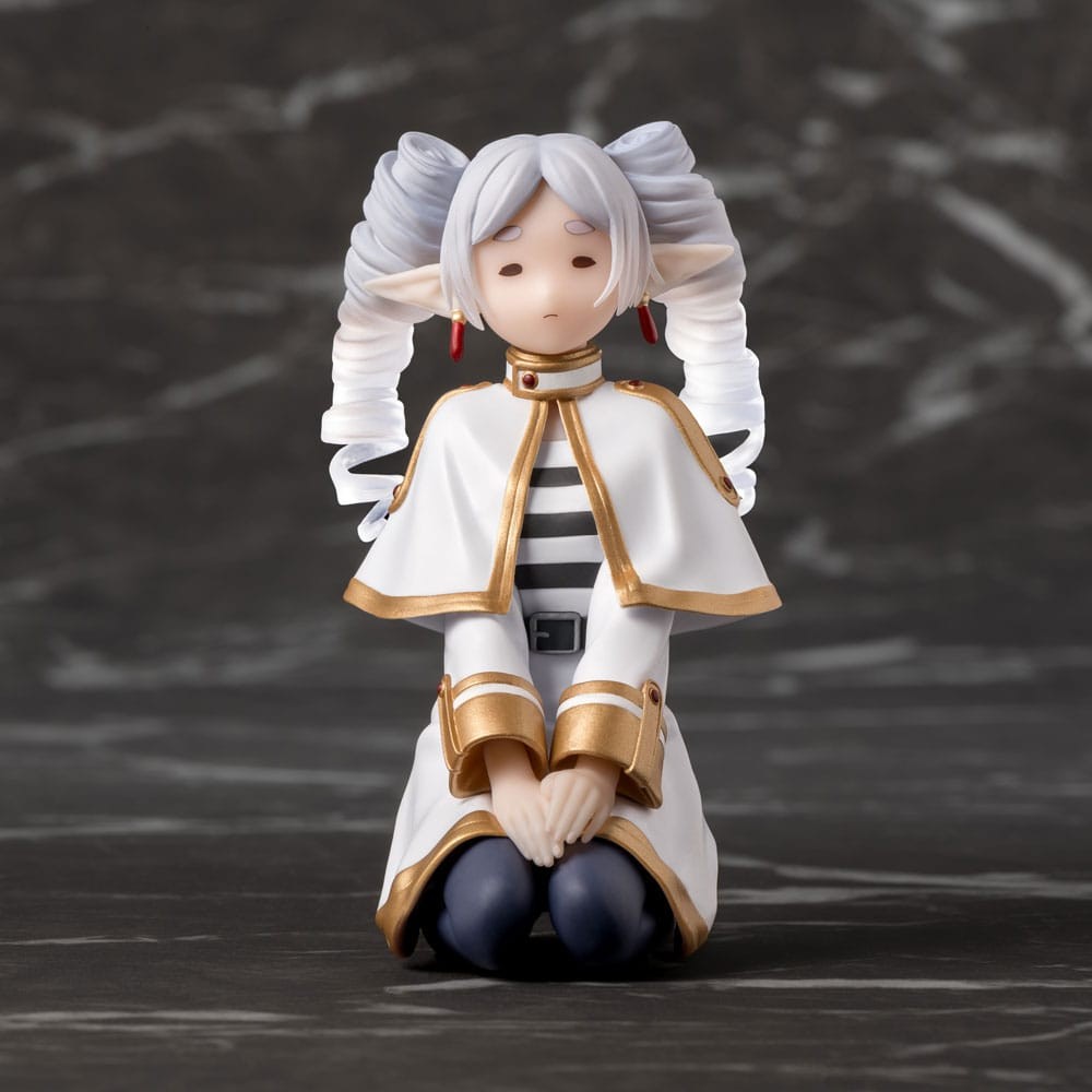 Genuine Frieren: Perching PVC Statue I have ringlets now Clear Ver 10cm