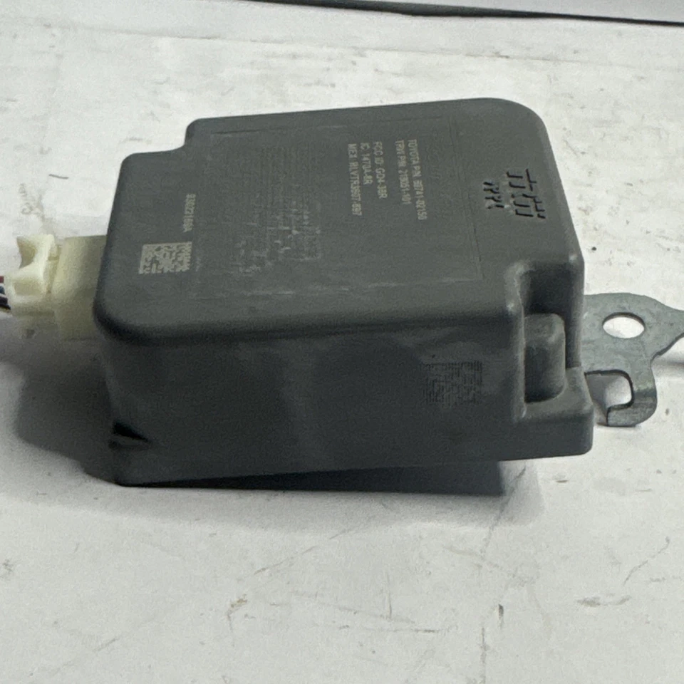 TOYOTA COROLLA 2009 MÓDULO RECEPTOR CONTROL PUERTA ENTRADA SIN LLAVE OEM Foto 4 de 4