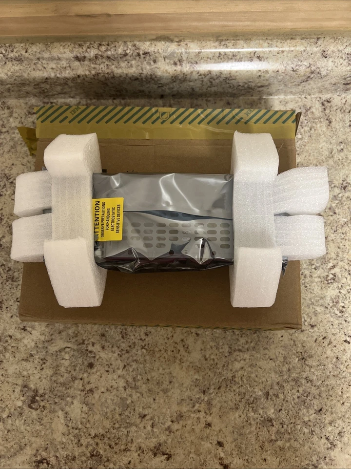 IBM Options 450GB SAS 10K 2.5” V7000 HDD ***OPENED BOX FOR PICTURES-NEW*** - Image 4 of 4