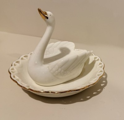 Avon Swan Trinket Dish Or Ring Holder. 24K Gold Beak And Trim. Pre-owned. 