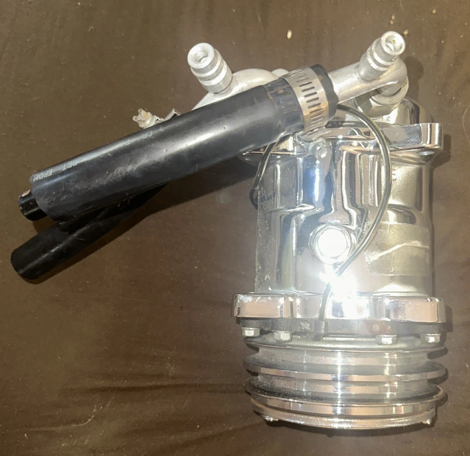 Compresor de aire acondicionado cromado estilo Sanden 508 Foto 2 de 4