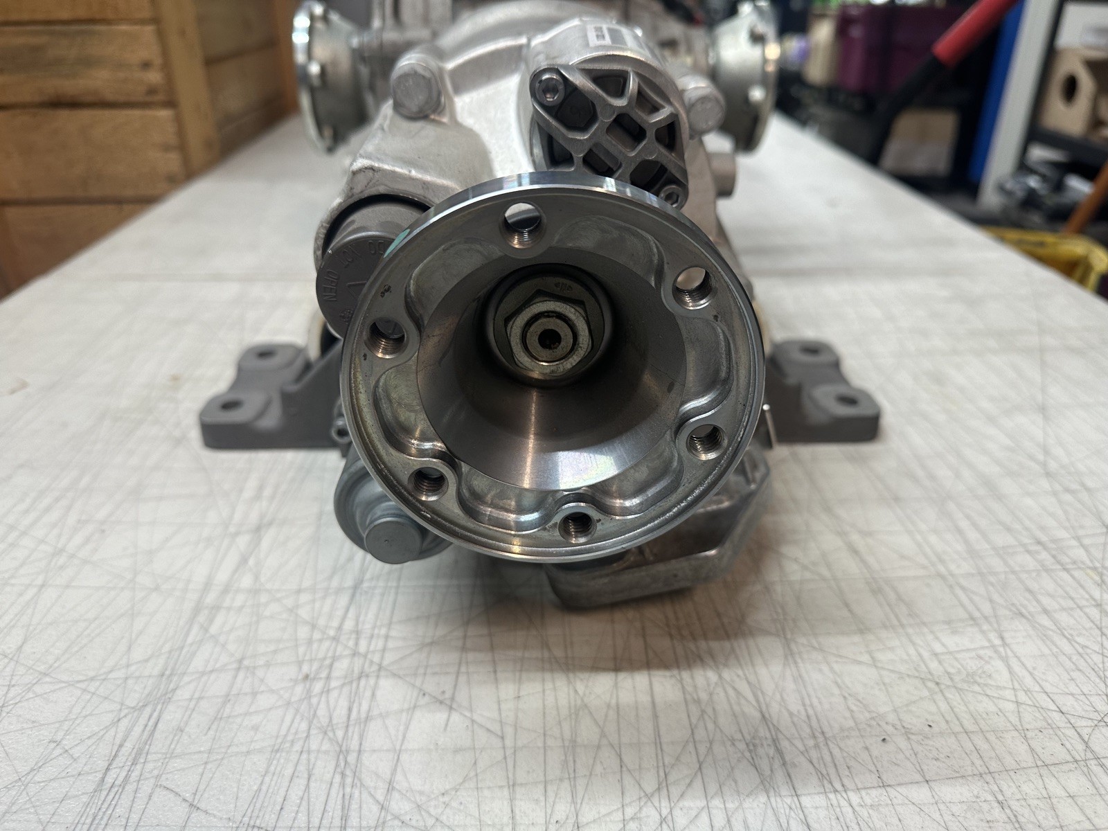 LAMBORGHINI AVENTADOR FRONT DIFFERENTIAL LP700 LP720 LP750 OEM 01S409021K 