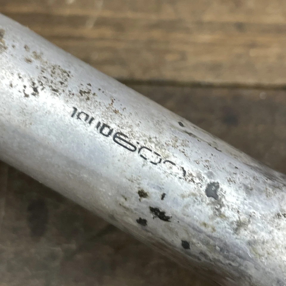 Tija de sillín de carretera Shimano 600 de colección 27,2 mm aleación Japón Ultegra Bolt pieza de bicicleta años 80 Foto 2 de 4