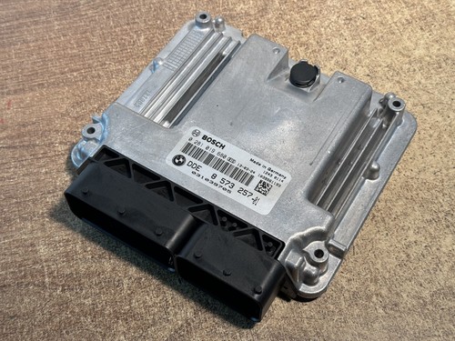BMW 3er F30 320d 2,0 Diesel Motorsteuergerät Steuergerät 8573257 *5 Bj 2013