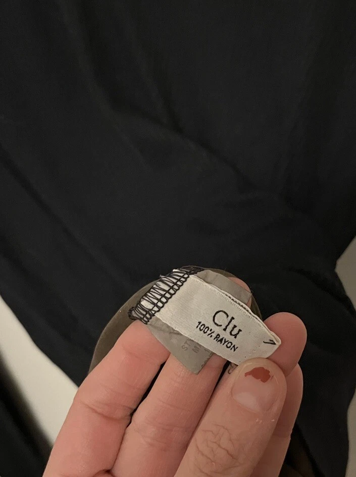 Clu Women’s Medium Rayon Lightweight Semi Sheer Long Sleeve Top Ruffle Bottom - Image 4 of 4