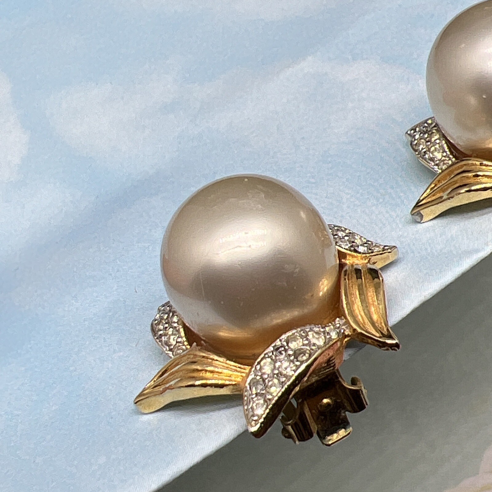 VINTAGE KENNETH JAY LANE KJL Baroque Pearl Gold &… - image 5
