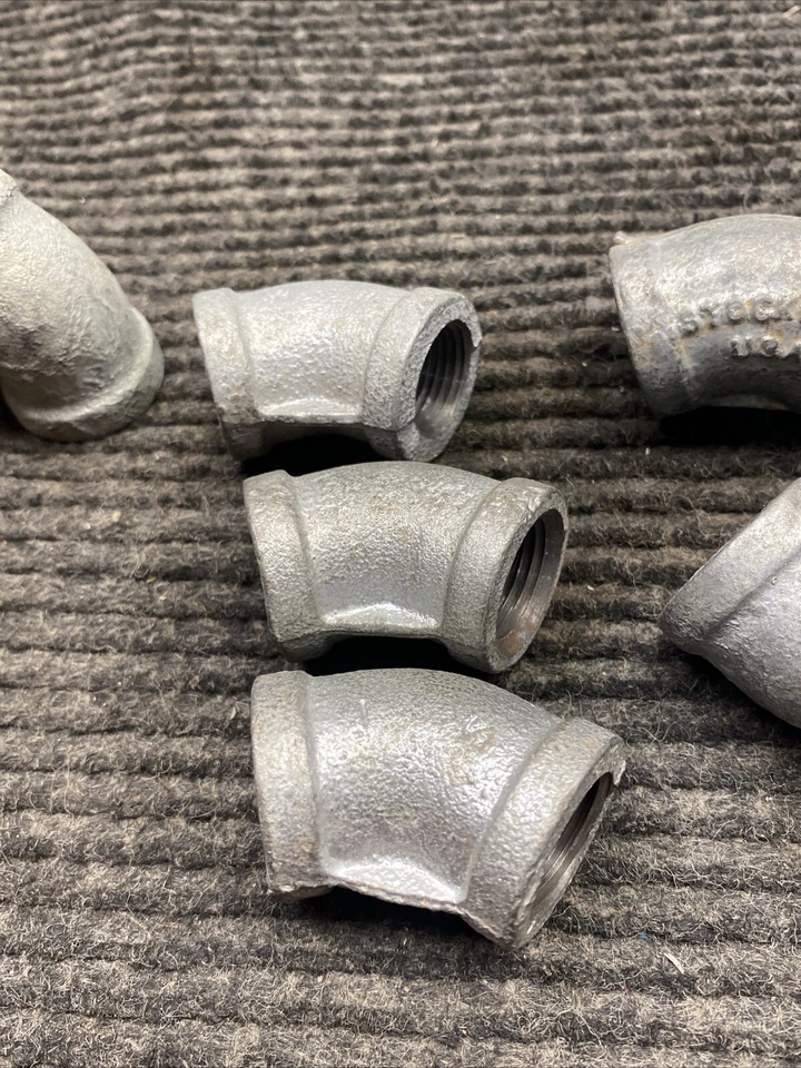 Mixed Lot of 11 Galvanized Iron Female Threaded 45 Degree Elbow 1/2" - Image 4 of 4