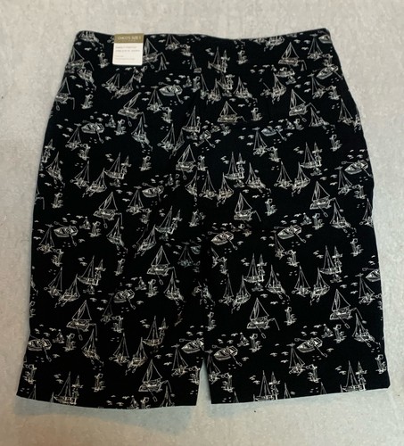 NWT Chicos Perfect Stretch Josie Shorts Size 1 US 8 Black Sailor girls - 第 1/15 張圖片
