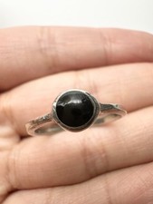Vintage Sterling Silver  Black Onyx Cabochon Gemstone Ring Size 6