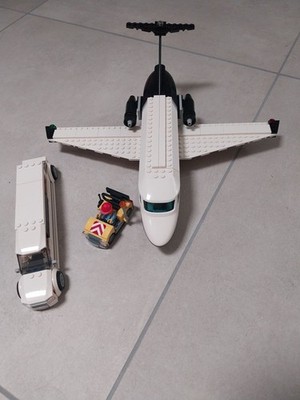 Lego City 60102 - Airport VIP Service - komplett