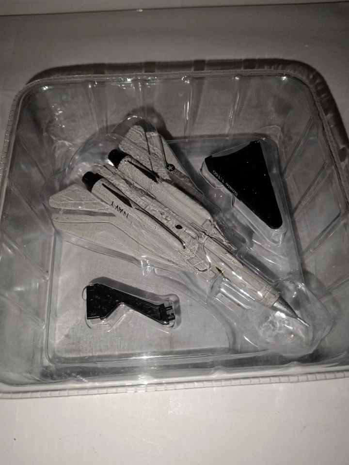 F14 TOMCAT AEREI MILITARI DEL PRADO IN SCALA 1/160 AEREO MODELLINO GUERRA WAR  - Immagine 3 di 3