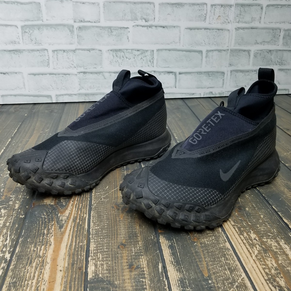 USED - Nike ACG Mountain Fly Gore-Tex Dark Grey CT2904-002 Men