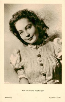 Photo Tobis Haenchen a 3359/1 Hannelore Schroth