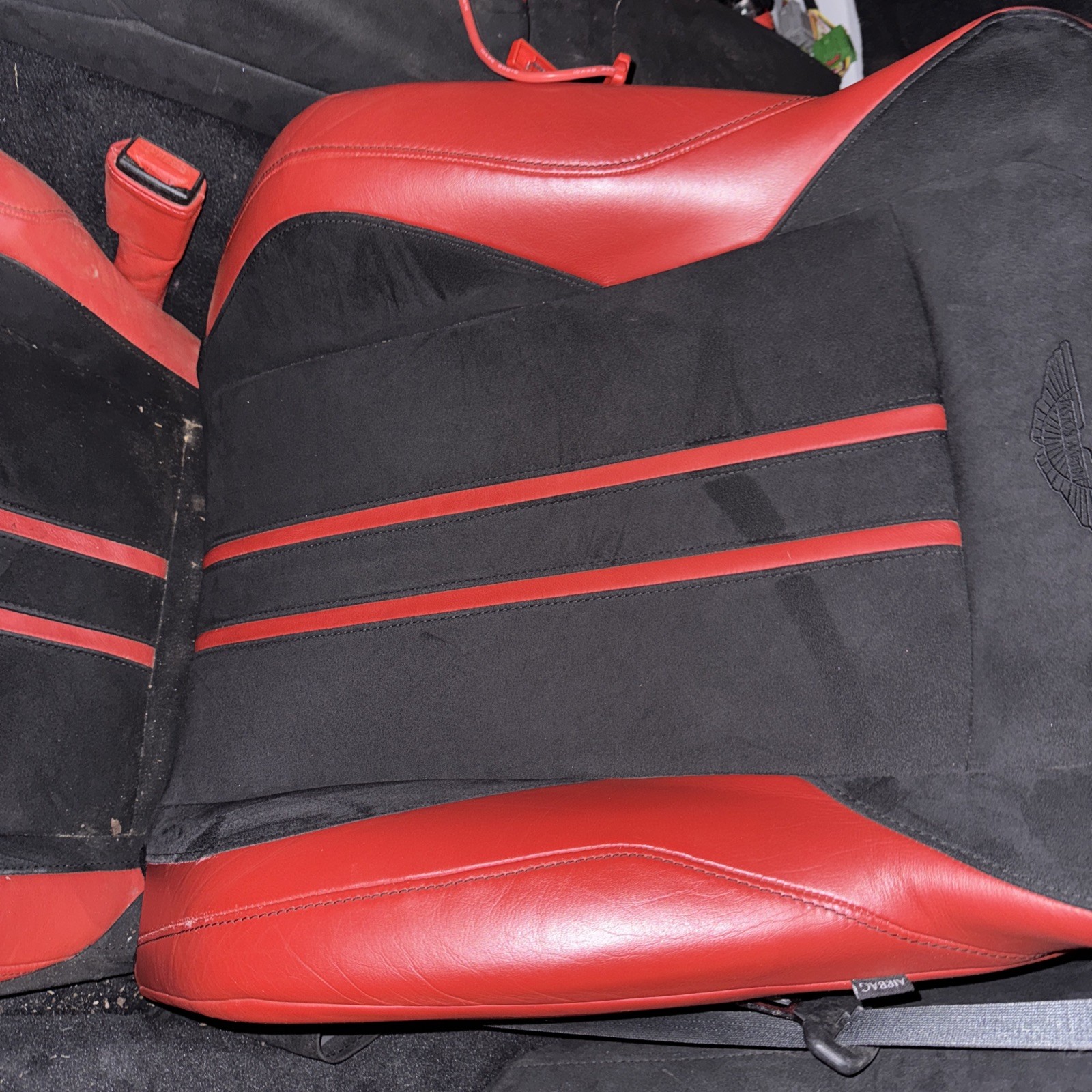 2019-2023 ASTON MARTIN VANTAGE FRONT SEAT PAIR
