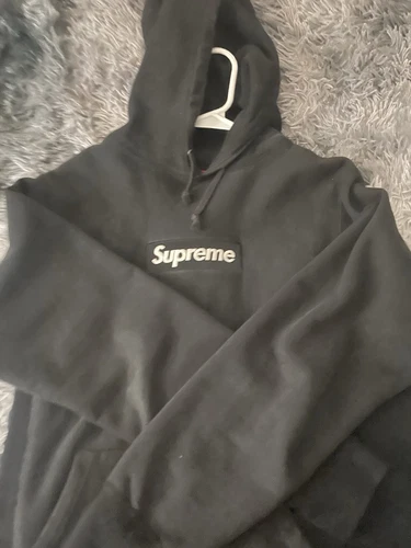 Sweat à capuche noir Supreme