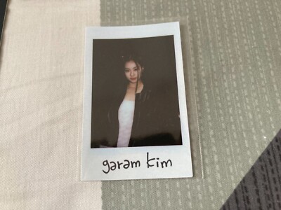 LE SSERAFIM LESSERAFIM OFFICIAL GOODS THE FIRST MOMENT IN YOUR
