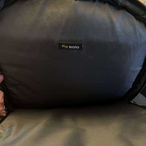 Mochila para portátil Solo New York Arc 17,3 pulgadas, negra PERFECTO ESTADO - sin etiquetas - Imagen 4 de 6