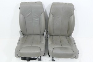 VW Passat 3C Sitz vorne links Fahrersitz + rechts Beifahrersitz grau elektrisch