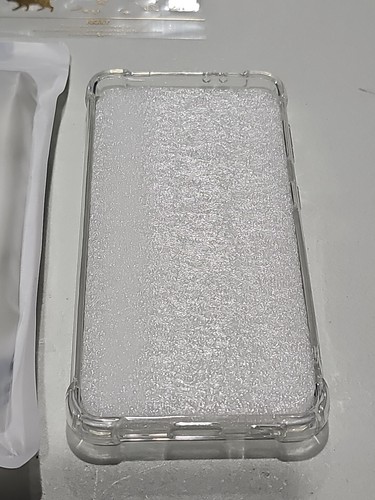 Crystal Clear Silicone Galaxy S21 Case - Photo 3/9