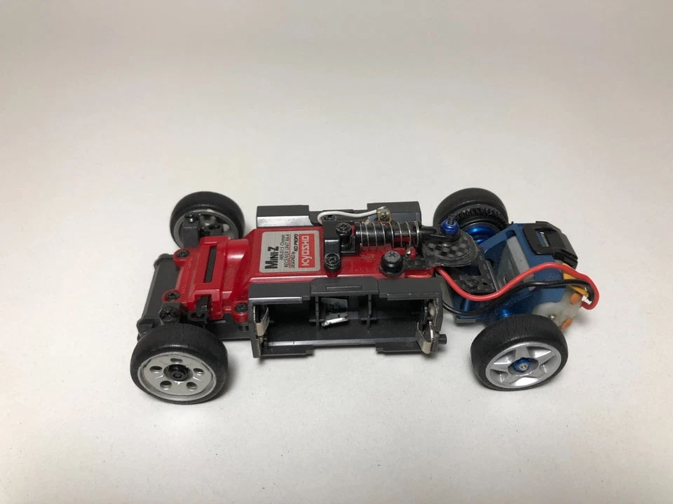 KYODHO Mini-z Chassis MR-015 RA-4 For Parts - Image 2 of 4