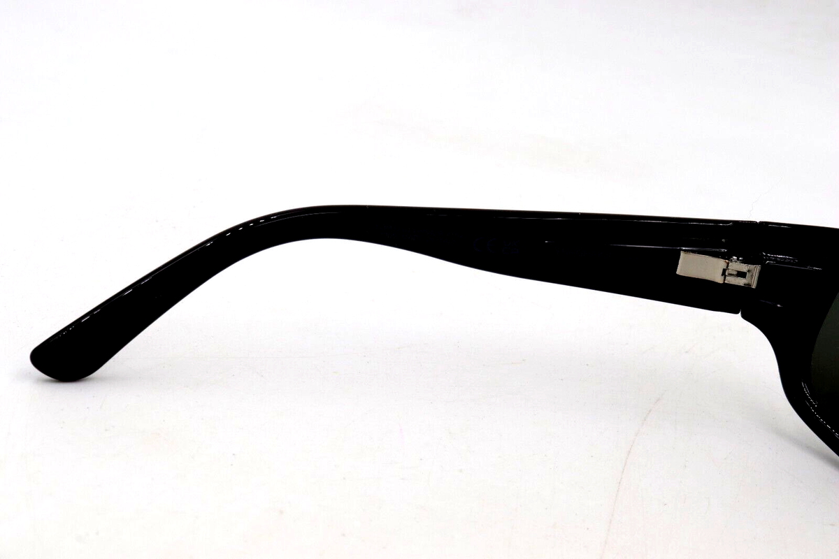 New Maui Jim Gray Stingray Black Polarized Sunglasses 103-02 