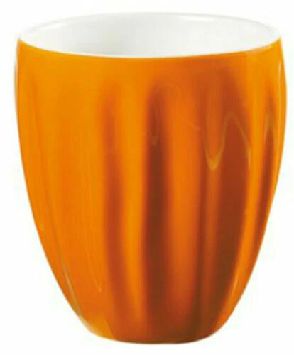 Tazze da tavola e portata in porcellana