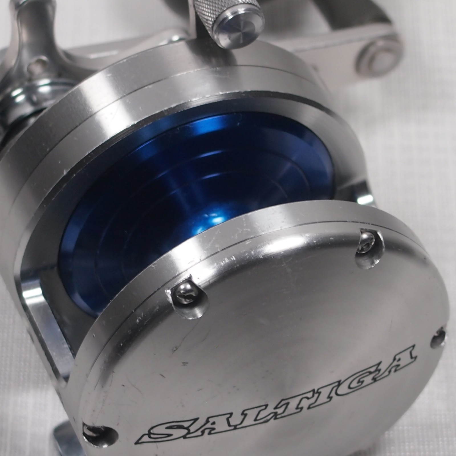 Saltiga Z20 Daiwa Baitcast Fishing Reel RH Saltwater Jigging
