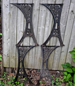CAST IRON GLOBE SEWING MACHINE LEGS TWO PAIR CIRCA 1864 1865 TABLE LEG SET 4PCS