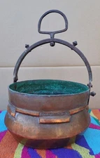 Vintage Hammered Hanging Copper Pot Cauldron Kettle Iron Handle Primitive BIN86