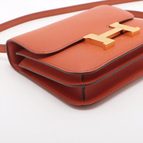 Hermès Constance 3 Mini 18 Miroir Veau Epsom Terre battue raccordi in metallo dorato con: - Foto 4 di 18
