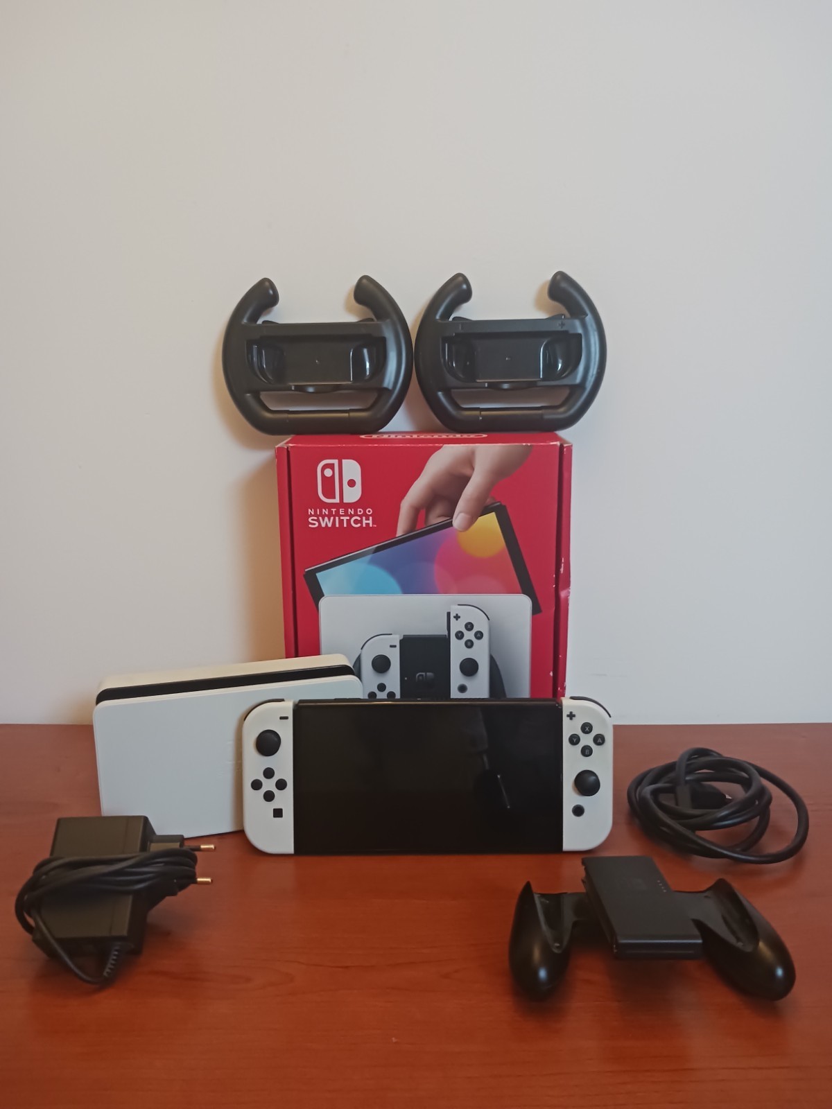 NINTENDO SWITCH OLED BIANCA 64GB CONSOLE+CONTROLLER +SCATOLA+ACCESSORI