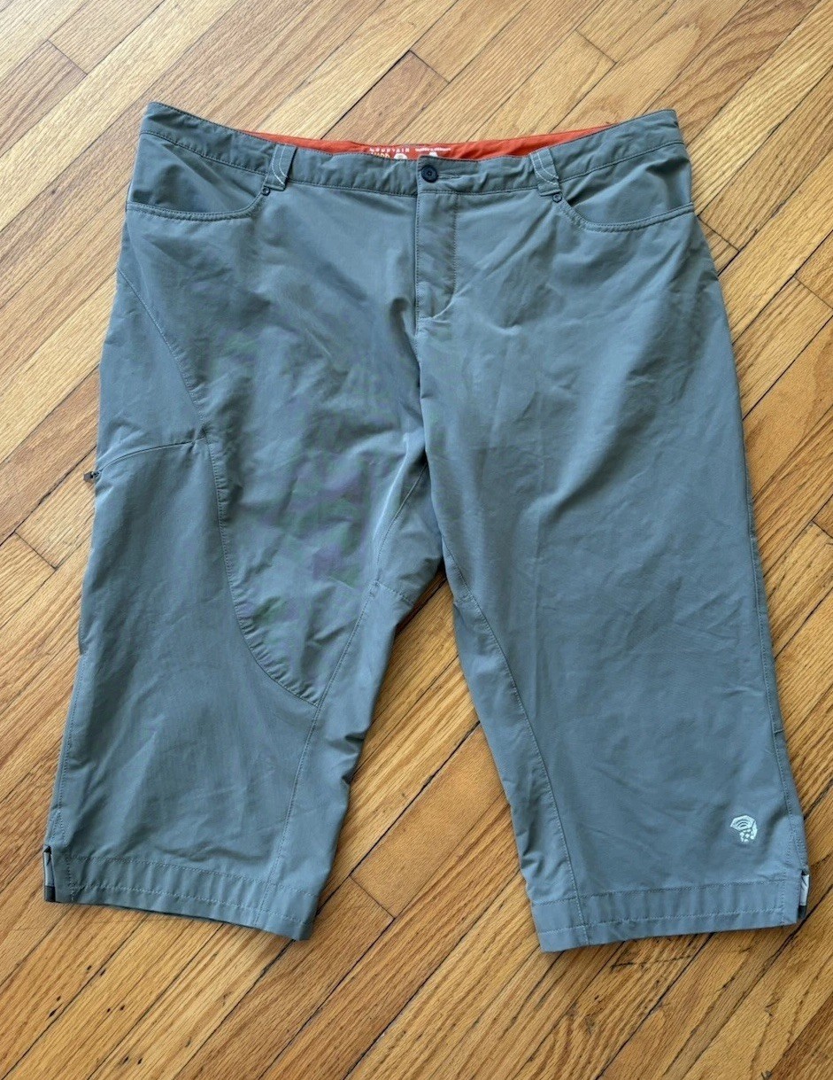 Mountain Hardwear Women's 16  Capri Pedal Pusher Hiking Outdoor Activewear Olive