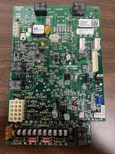 Trane 50C63M-495-01 D802689P01 CNT06201 CNT6201 Furnace Control Circuit Board