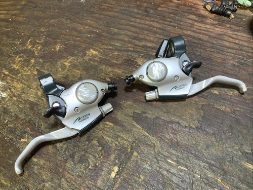 Shimano ST-2300 Levier de vitesse/frein R&L – Atelier Olympia