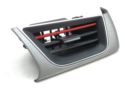 Renault Captur II Garniture, panneau de grille d'aération latérale AMD200966 - Photo 1/4