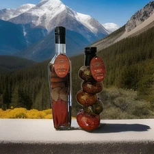 Villa Bacci Bottles Bubbled Chili & Multifaceted With Infused Vinegar Vegetables