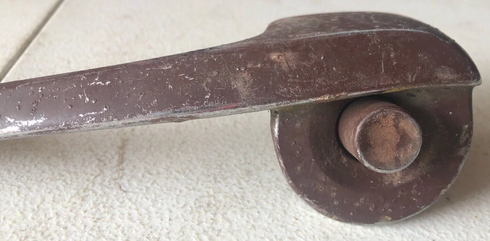 1950 Lincoln RH Door Handle, OL-7222405-B, OEM - Imagem 3 de 4